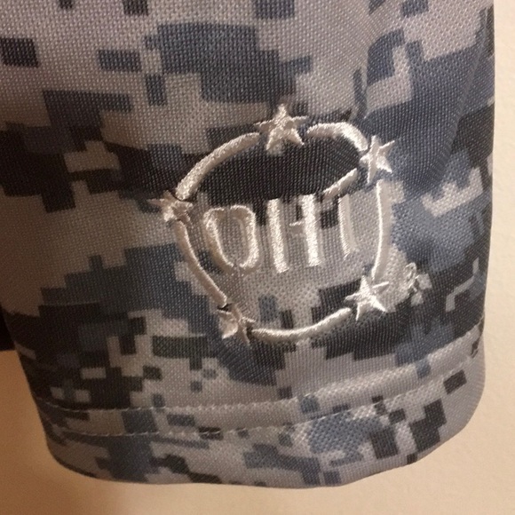 Us army Hoodie zipper pockets , new never worn, bigger hoodie, to big for me, - Picture 7 of 10